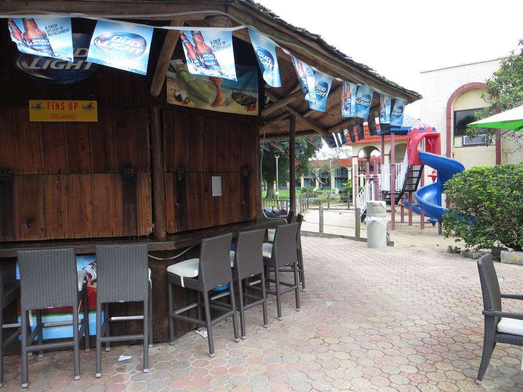 梅因盖特湖边度假酒店 Four Corners 外观 照片